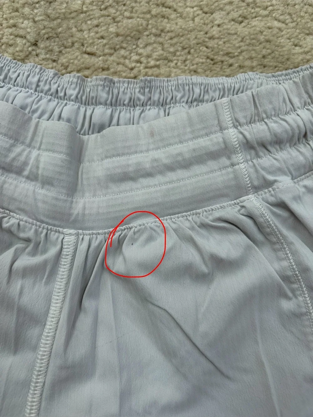 Lululemon Size 8 Hotty Hot Short II *2.5